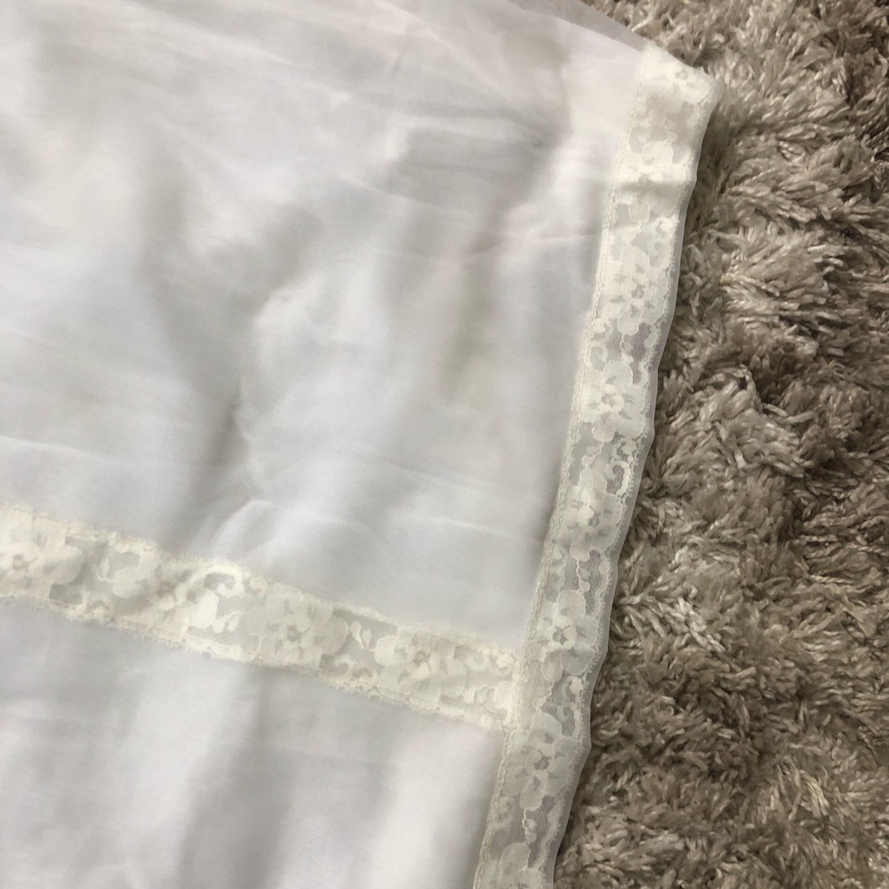 Vintage Miss Elaine Sheer Nightie - Picture 5 of 7